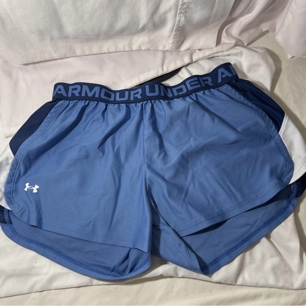 Under Armour Shorts Womens Small Loose Fit blue Running Activewear